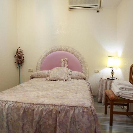 Hostal Jimenez Azuaga Стая снимка